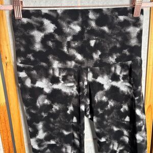 Coco Carmen Womens‎ Large OMG Printed Black Wide Waistband Leggings Tummy Tuck
